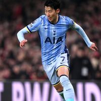 Son Heung-Min in Tottenham Hotspur's away kit