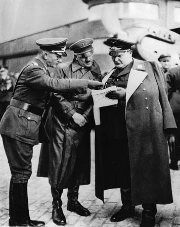 Adolf Hitler and Hermann Göring